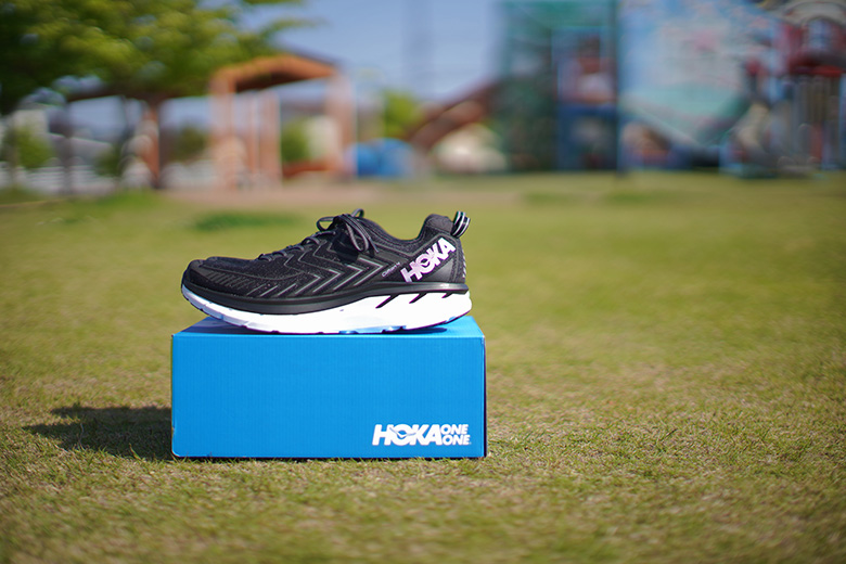 HOKA ONE ONE CLIFTON 4 スニーカー  ★ 27.5cm