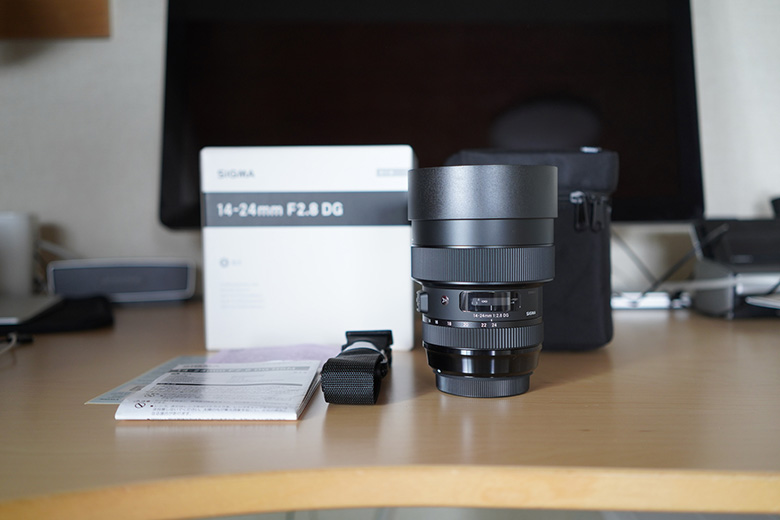 SIGMA 14-24mm F2.8 DG HSM 開封