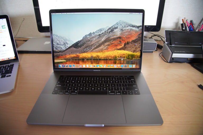 新型MacBook Pro 2018 15インチを購入！上位モデルにカスタマイズ。｜ファミリーキャンプで「カシャッとな」