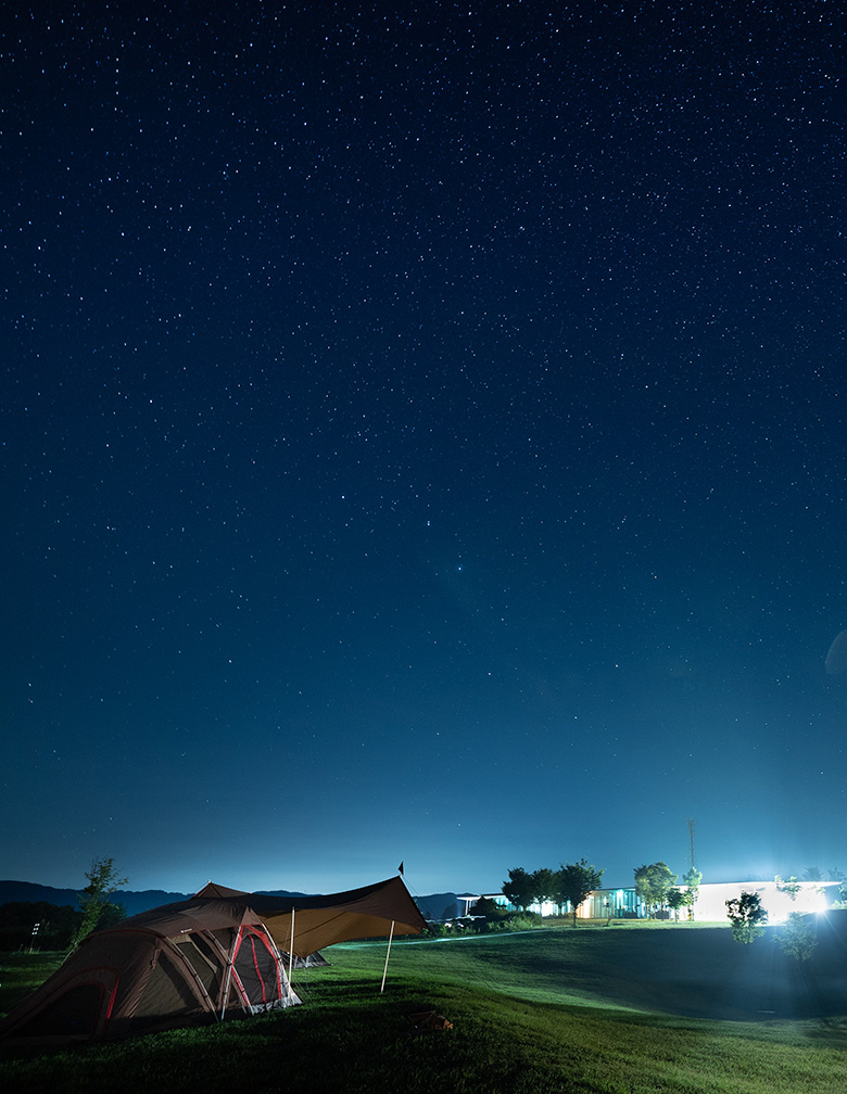 スノーピークHQキャンプフィールドの星空