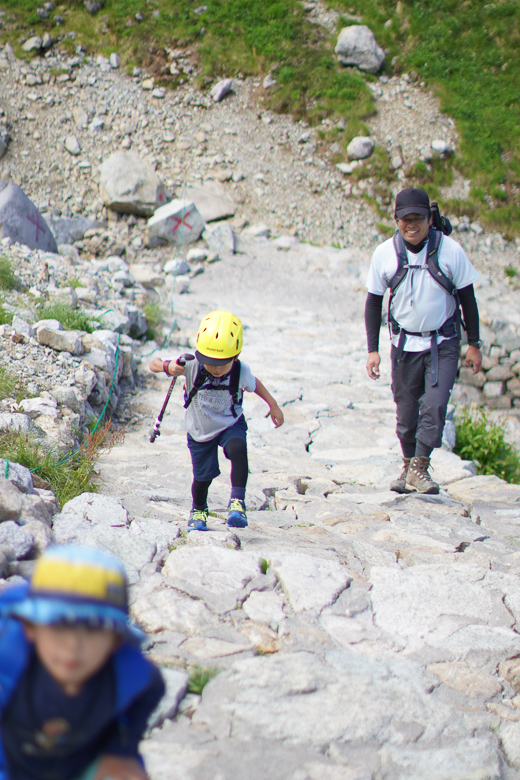 立山山頂へ向けて登山