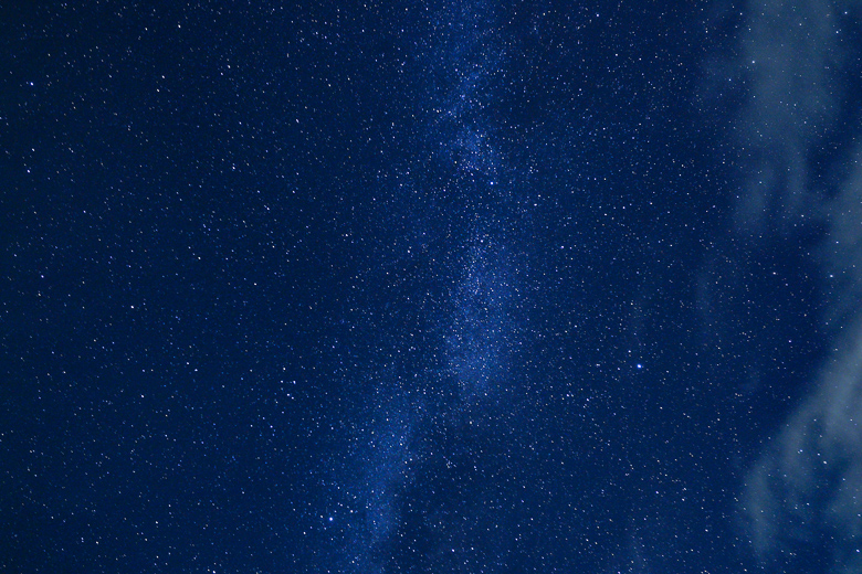 牛岳パノラマ展望台の星空 ペルセウス座流星群