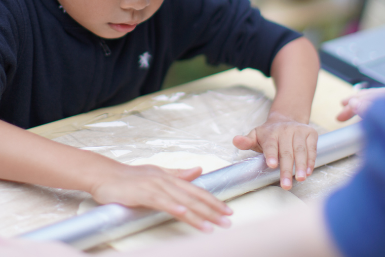 平湯キャンプ場でピザ作り