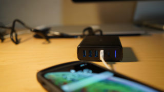 Anker PowerPort I PD - 1 PD & 4 PowerIQ 使用例