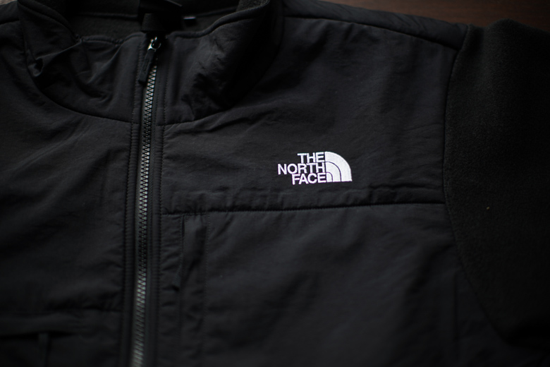 THE NORTH FACE デナリジャケット ロゴ