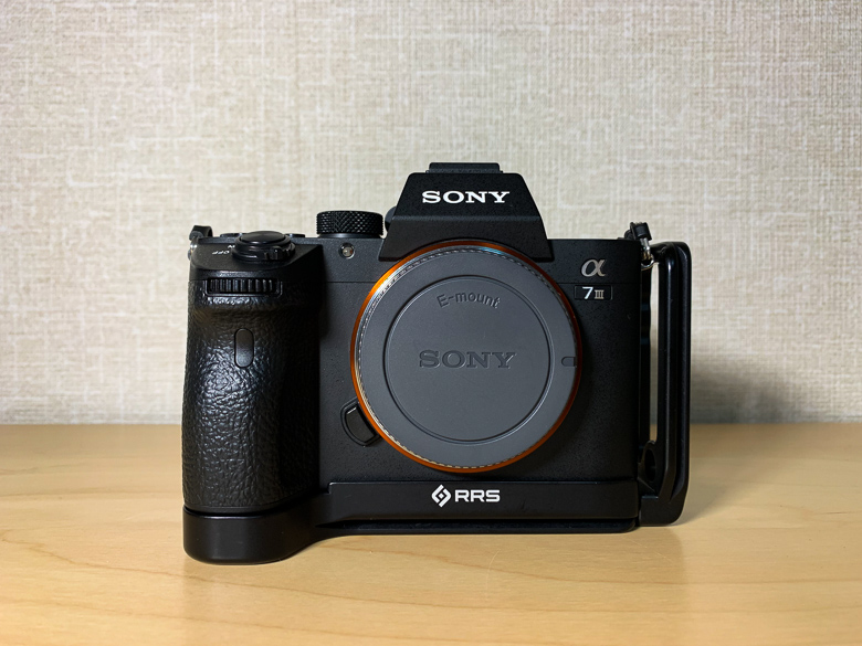 SONY a7iiiにRRSのL型プレートをつけたら最高でした！三脚で安定するし ...