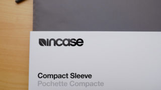 Incase 15インチCompact Sleeve in Flight Nylon for MacBook Pro