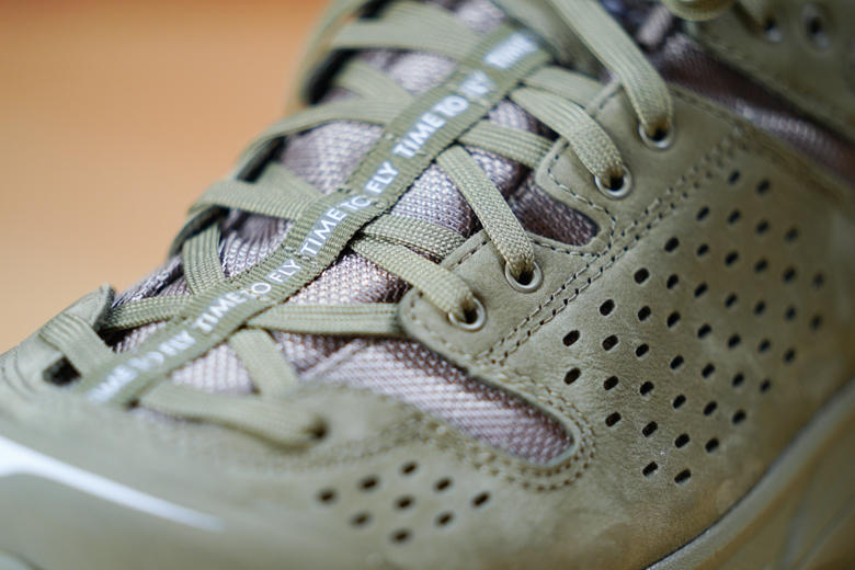 HOKA ONE ONE TOR ULTRA LOW WP JP バーント オリーブ