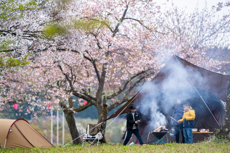 上和田緑地キャンプ場 