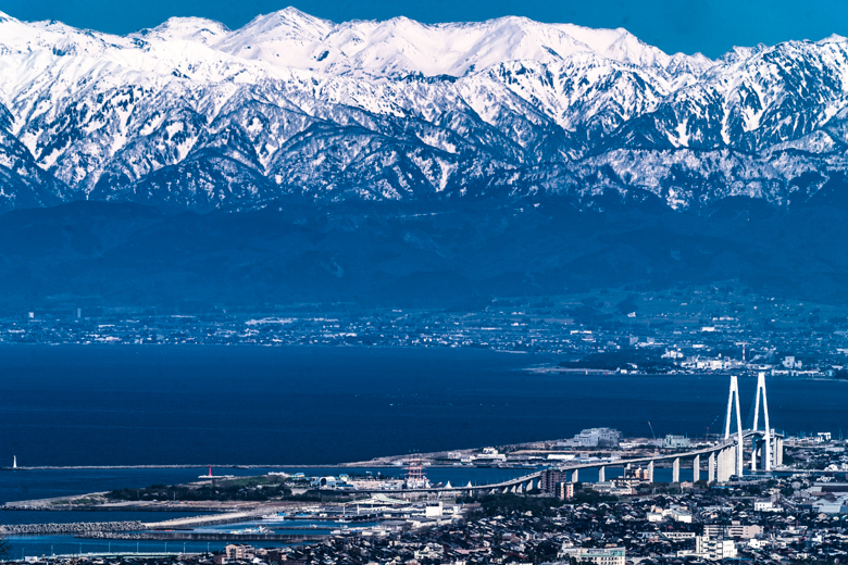 富山の撮影スポット 立山連峰が本気を出した日 撮影した写真と場所を紹介するよ ファミリーキャンプで カシャッとな