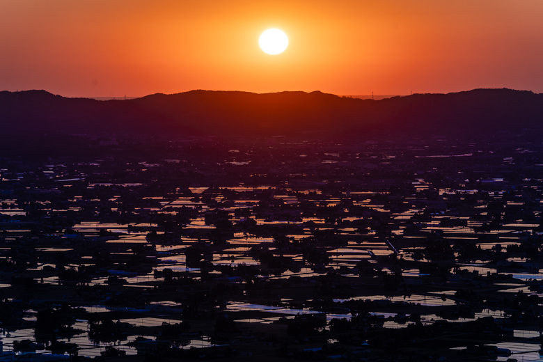 となみ夢の平 散居村展望台から見る夕陽