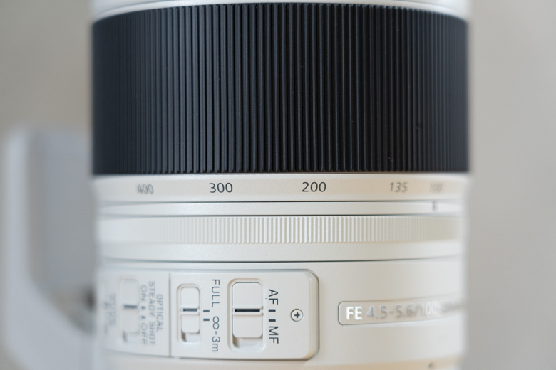 FE 100-400mm F4.5-5.6 GM OSS(SEL100400GM) スイッチ